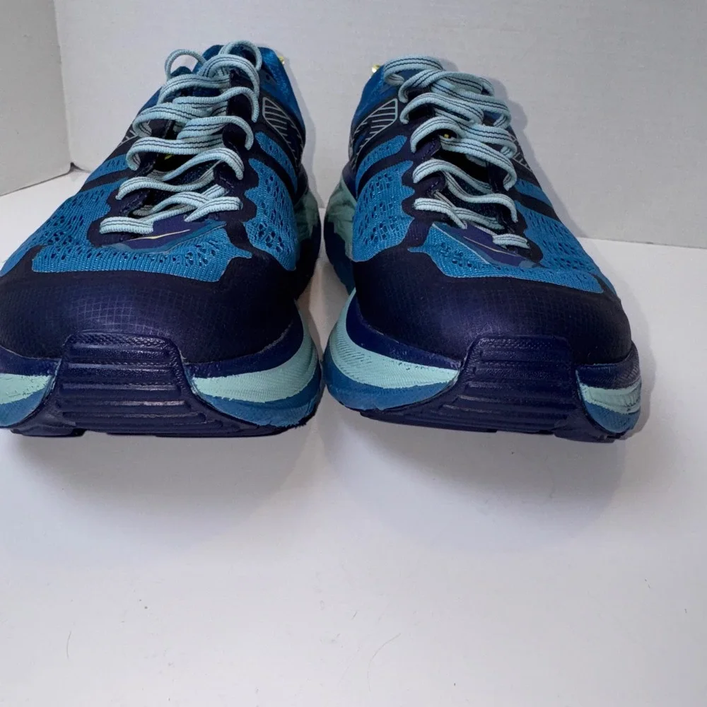 Hoka One One hoka one